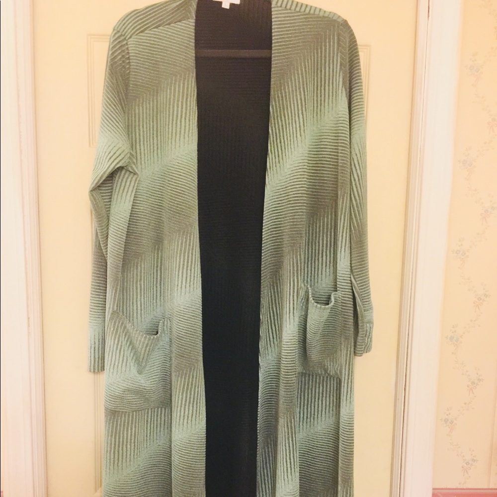🌟final🌟EUC worn once Mint /Black Jacquard Sarah